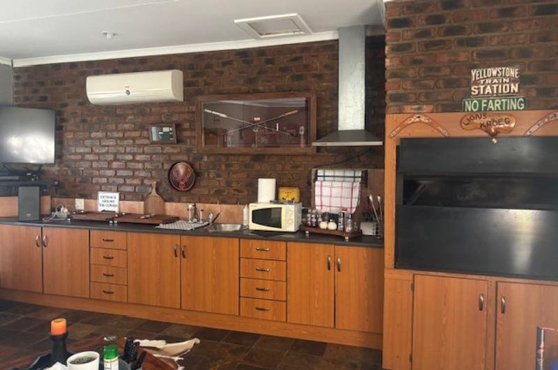 3 Bedroom Property for Sale in Leeudoringstad North West
